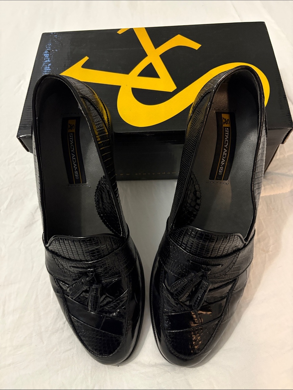 Stacy Adams Black Croc-Embossed Tassel Loafers